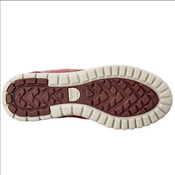 Sorel Cozy Short Snow Boot - Picture 3 of 12